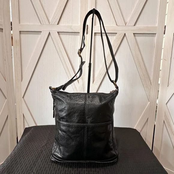 The Sak Iris Leather Crossbody Bag - Picture 2 of 12